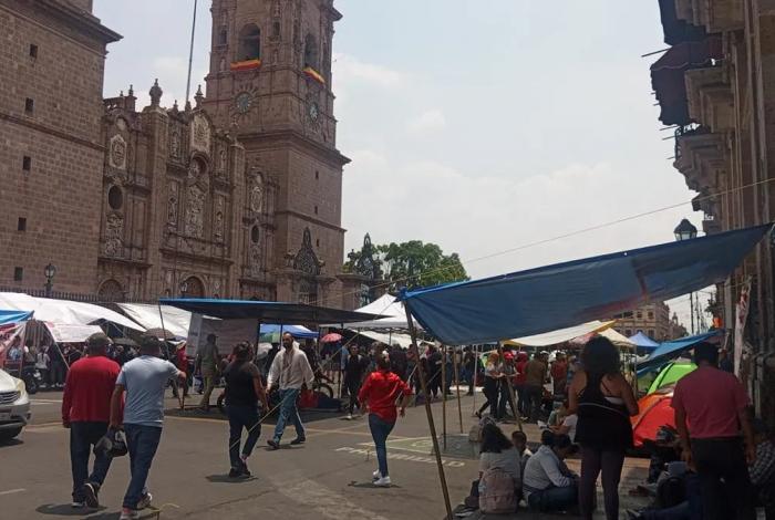Llama gobierno de Morelia al diálogo ante plantón de la CNTE