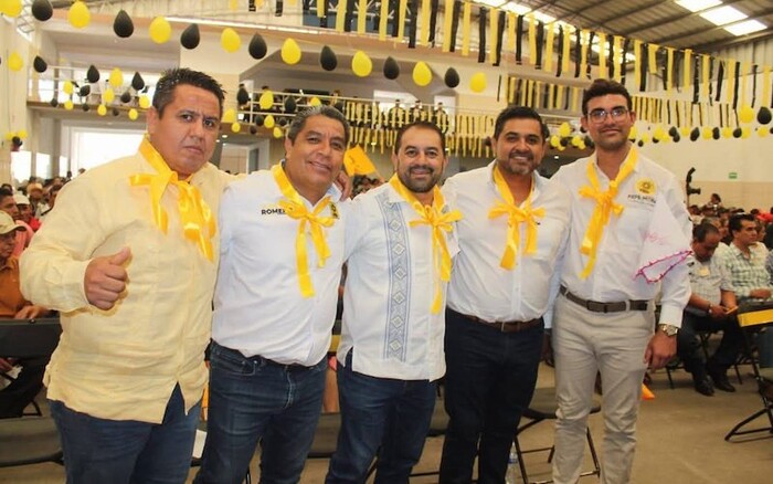 Llama Ulises Moreno a perredistas a proyectarse hacia el futuro