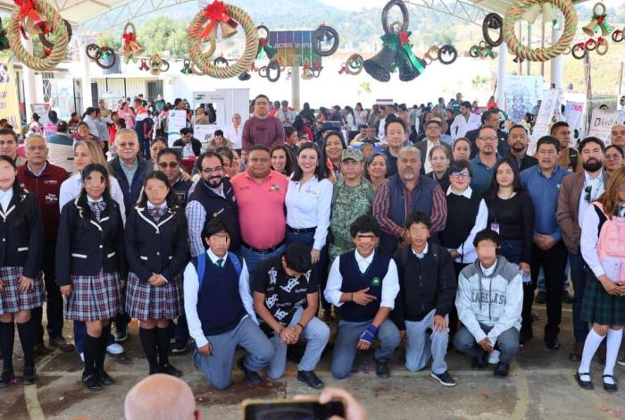 Llega la Feria de la Paz a Santiago Azajo; llevan programas y acciones del Plan Michoacán a pueblos originarios