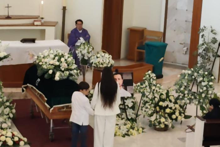 Llora Apatzingán por Bernardo