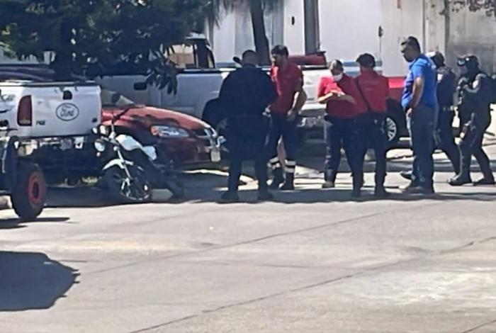 Lo bal4c3an cuando conducía su motocicleta en Uruapan