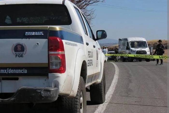 Localizan el cadáver de un hombre mutilado sobre la Morelia-Maravatío
