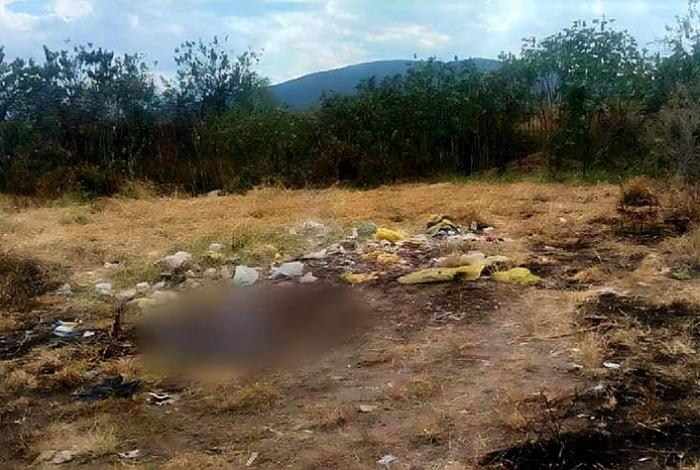 Localizan restos de una osamenta humana en un predio de Zamora