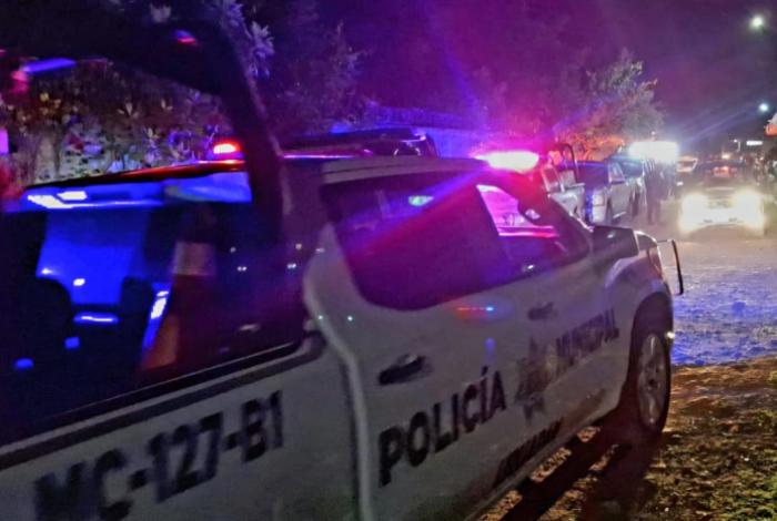 Localizan un cadáver putrefacto en el Cerro de la Cruz, al norte de la ciudad de Uruapan