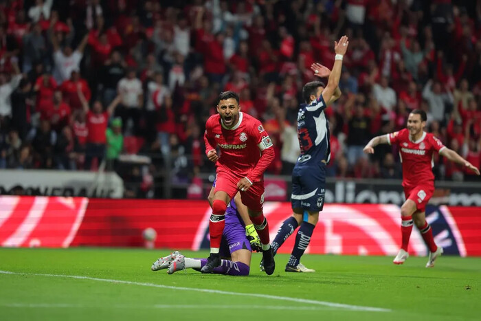 Los Diablos se meten a semifinales al vencer 2-1 (global 4-4) a Monterrey