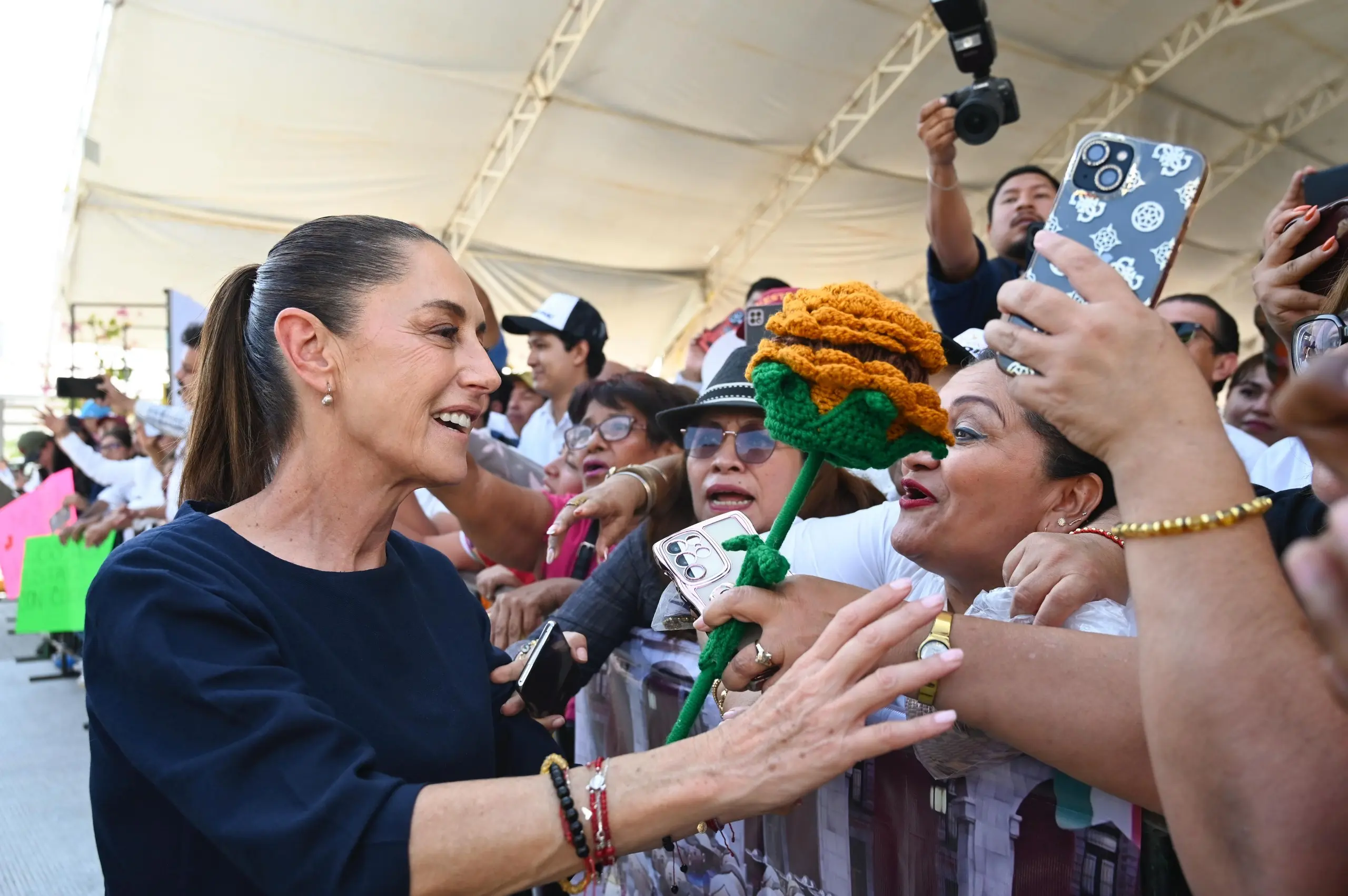 Los invito al 6 de diciembre al zócalo a celebrar 7 años de transformación: Presidenta Claudia Sheinbaum al inaugurar Hospital GRAL De Especialidades No. 13 del IMSS
