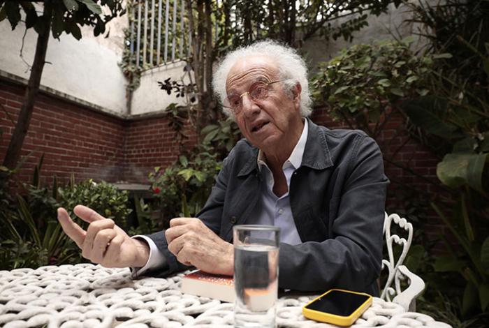 ‘Los tiempos malditos’, el libro que nació cuando López Obrador exigió el perdón de España