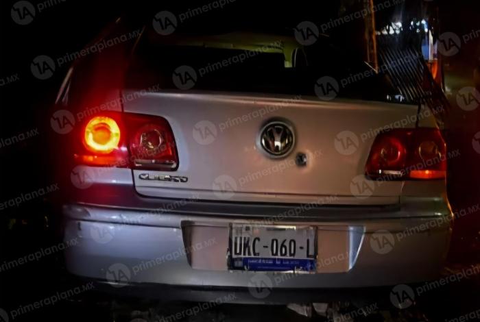 M4tan a conductor de un vehículo en la Tacámbaro-Pedernales