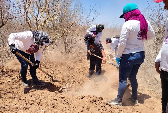 Madres Buscadoras descubren fosas clandestinas en Hermosillo