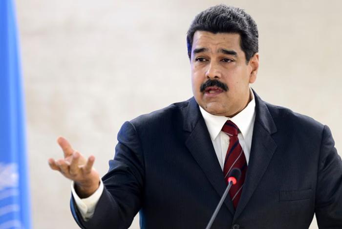 Maduro cambia el lenguaje y, en inglés, busca diálogo en medio de tensión con EUA