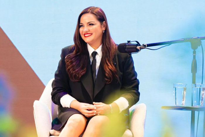 Maite Perroni defiende su cuerpo y promueve el amor propio