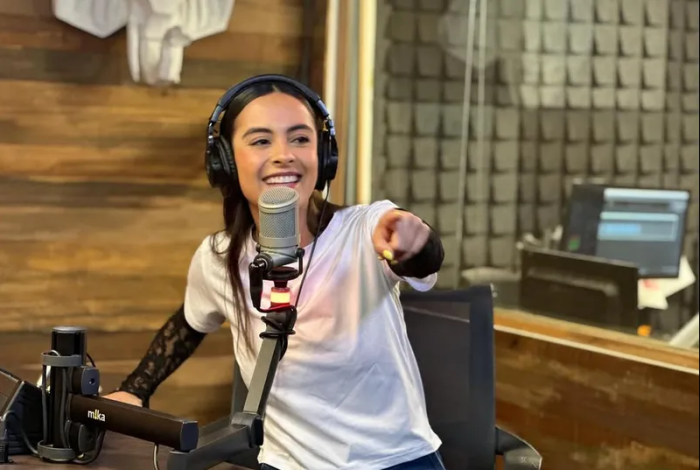 Mallezaa será la conductora digital del reality “La Granja VIP”