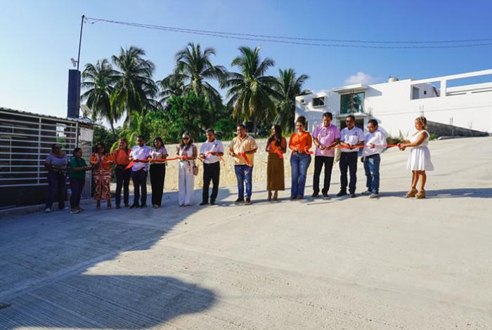 Manuel Esquivel Cumple a Caleta de Campos con Calle “Renacimiento”