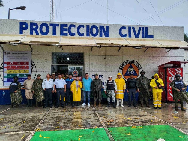 Manuel Esquivel Encabeza Arranque de Operativo de Protección Civil