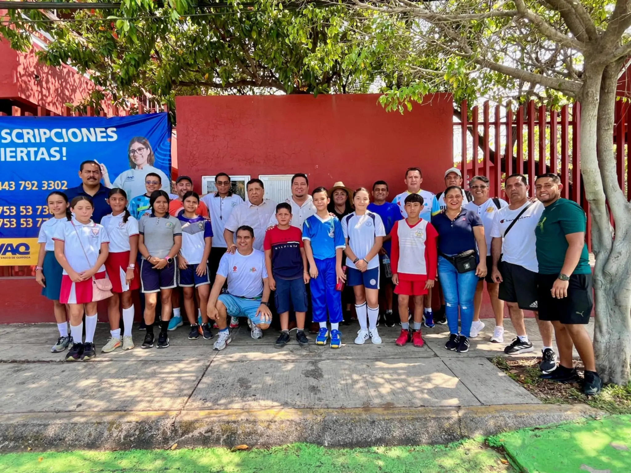 Manuel Esquivel se Reúne con Selección Estudiantil de LC