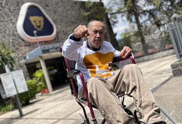 Manuel ‘Pajarito’ Andrade, creador del logo de Pumas, fallece a los 80 Años