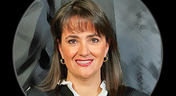 Margarita Ríos Farjat renuncia y rechaza pensión vitalicia