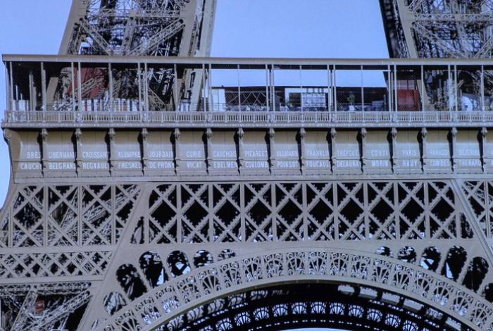 Marie Curie y Suzanne Veil, entre las 72 científicas cuyo nombre adornará la Torre Eiffel