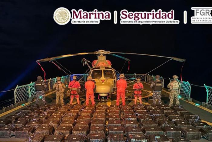 Marina asegura casi 3 toneladas de cocaína y detiene a 4 personas en el Pacífico