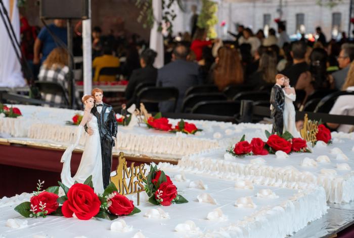 Más de 200 parejas celebran su matrimonio en Morelia