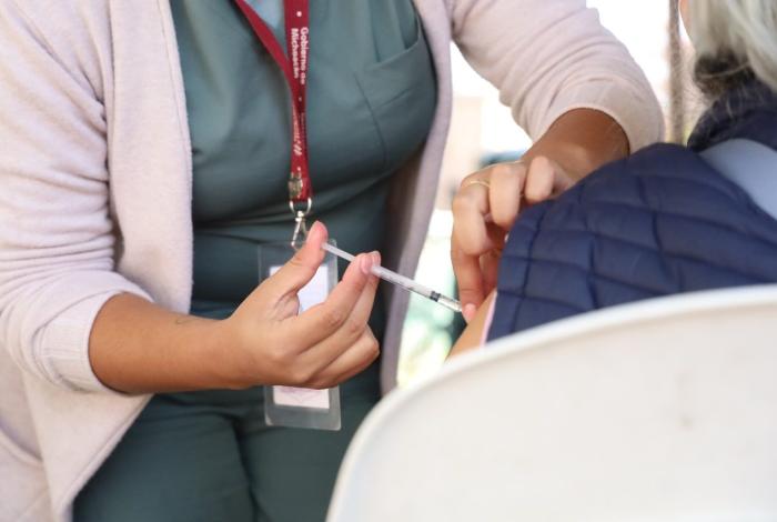 Más de 341 mil michoacanos protegidos contra la influenza: SSM