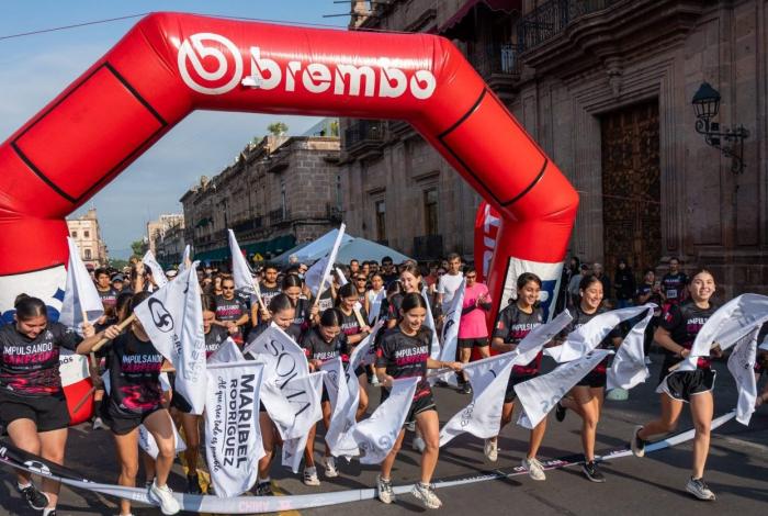 Más de 650 personas corren para impulsar Campeones