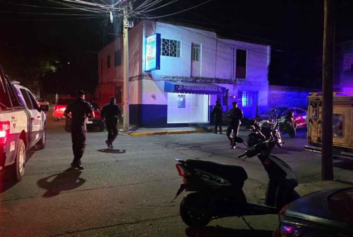Matan a taquero mientras llenaba un garrafón de agua, en Zamora
