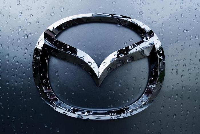 Mazda revisará vehículos por defecto en luz de seguridad