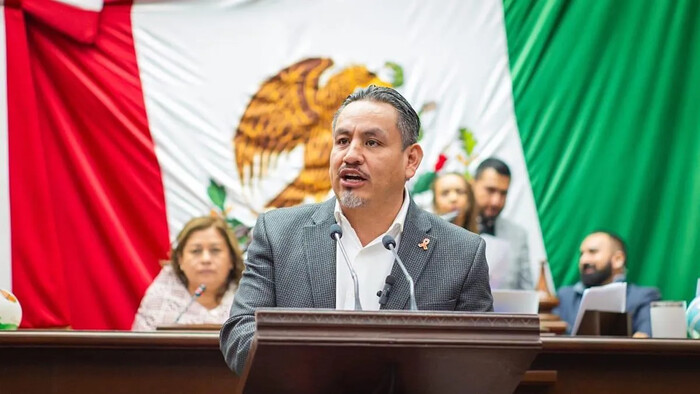 MC en el Congreso respalda a la Universidad Michoacana: Víctor Manríquez