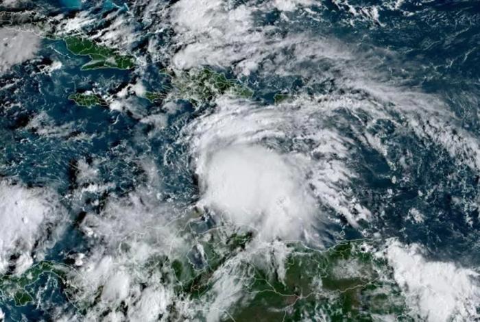 Melissa podría convertirse en un huracán de máxima categoría