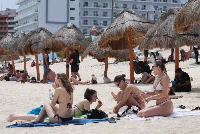 México asegura estabilidad en el turismo tras la violencia por muerte de El Mencho