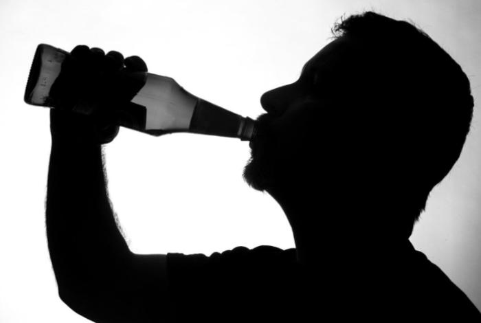 México gasta hasta 9.5 pesos en daños por alcohol por cada peso que recauda