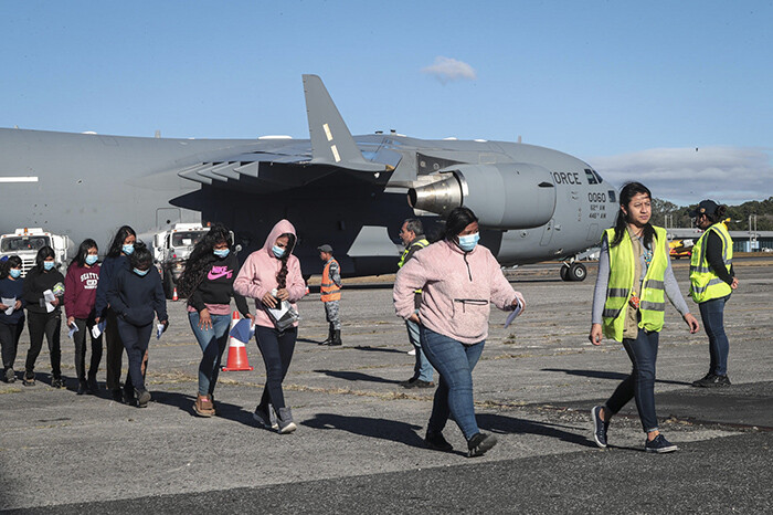 México ha recibido 6 mil 244 migrantes deportados por Trump; más de mil son de otros países