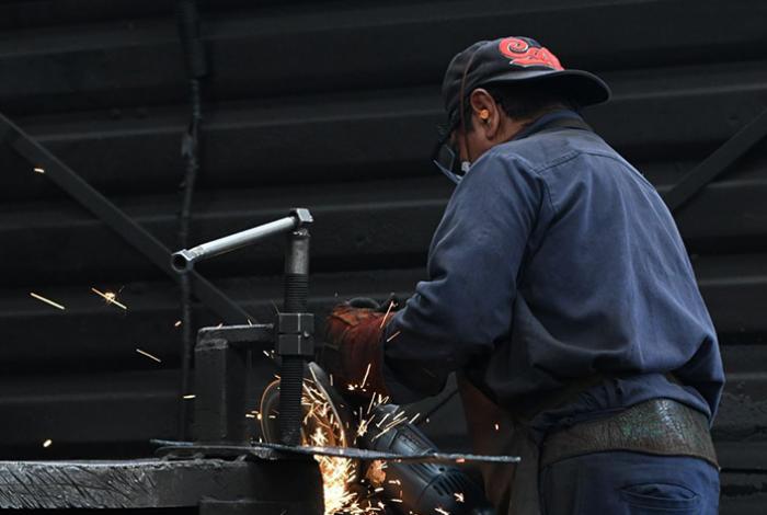 México lidera el índice industrial entre 14 economías emergentes, según reporte