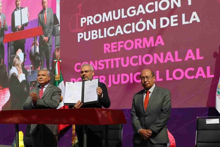 Michoacán a la vanguardia; primer estado en promulgar reforma judicial: Bedolla