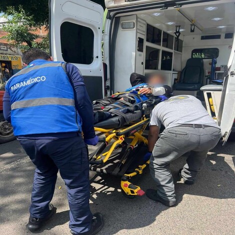 #Michoacán | Adolescente sufre accidente de moto en la Av. Pedregal de Morelia