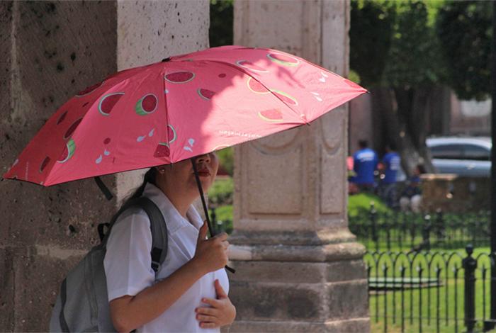 Michoacán, el estado más caluroso hoy; pronostican ambiente gélido en 4 entidades y calor extremo en 11