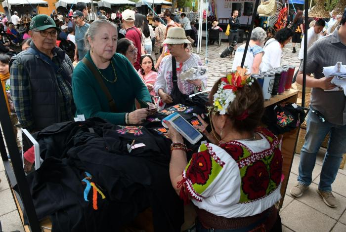 Michoacán en Los Pinos deja derrama superior a 1.7 mdp a productores: Sedeco