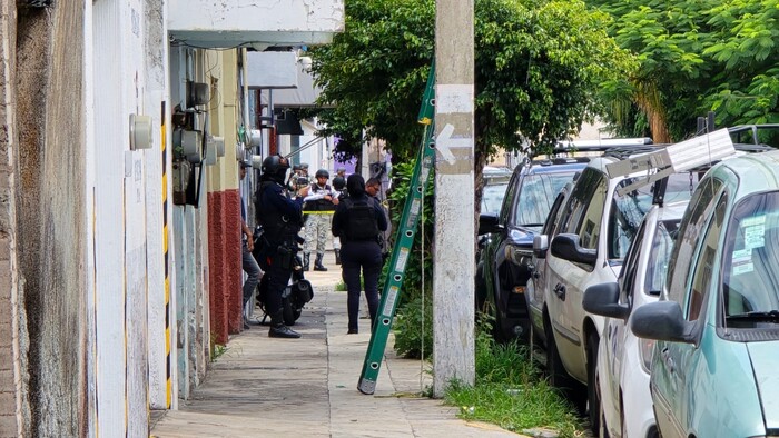 #Michoacán | Hombre sobrevive ileso tras ser atacado por dos gatilleros en Jardines de Catedral, Zamora