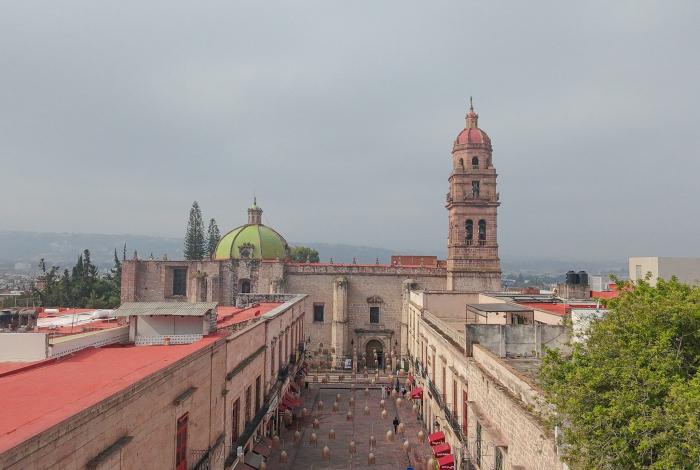 Michoacán inicia la semana con intervalos de chubascos y frío de hasta 0°C