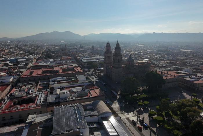 Michoacán inicia la semana entre calor y viento