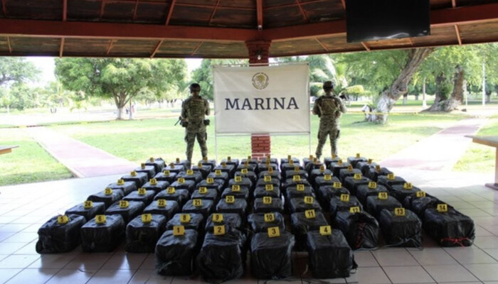 #Michoacán | Marinos aseguran 349 mdp en cocaína en costas michoacanas 