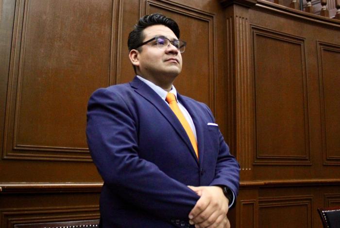 Michoacán no está para fiscales carnales: Toño Carreño