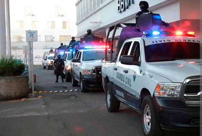 Millonario asalto a cuentahabientes de BBVA ¡dentro del mismo banco!