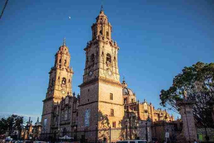 Morelia amanece con mínima de 8° y tendrá una máxima de 26° por la tarde