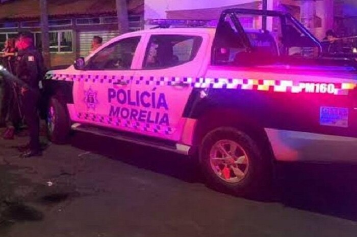 Morelia: Checador de transporte público es herido de bala en el rostro por una mujer