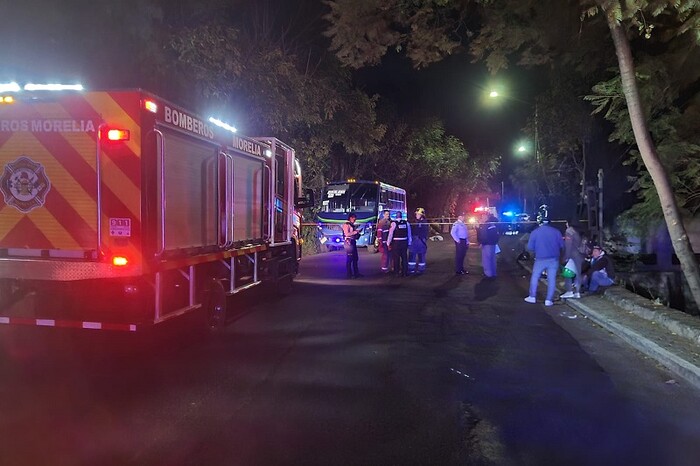 Morelia: Muere motociclista tras ser arrollado por camión del transporte público