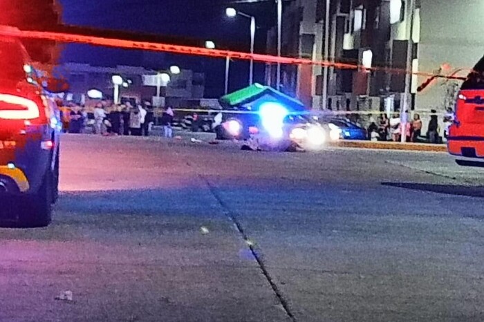 Morelia: Mueren atropellados mujer y bebé en Villas del Pedregal