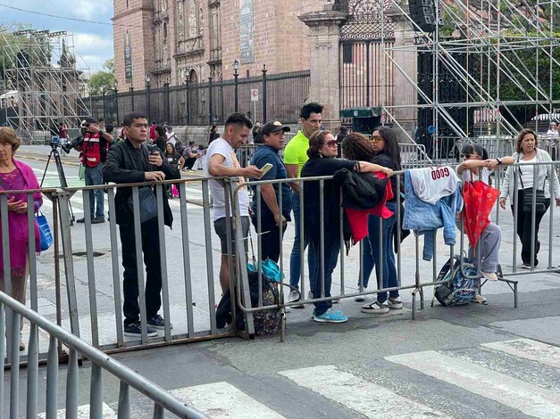 Morelianos llegan desde temprano para ver a la reina del rock, Alejandra Guzmán