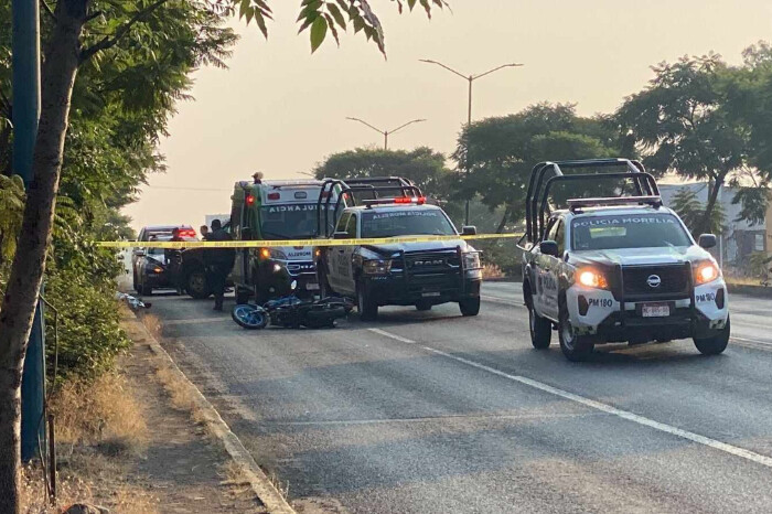 Motociclista muere al accidentarse sobre la avenida Madero Poniente